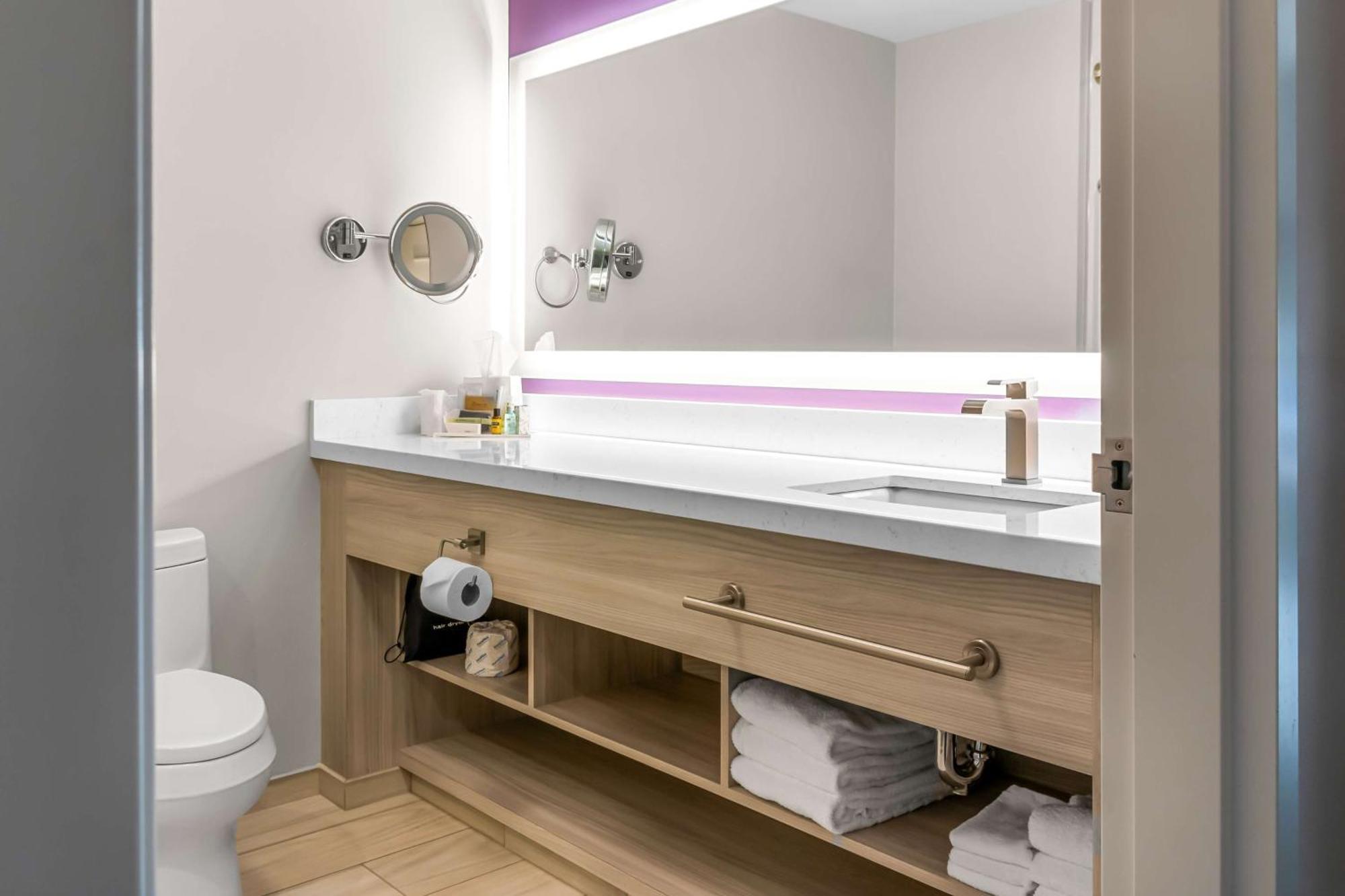 Hotel Western Premier East Winnipeg