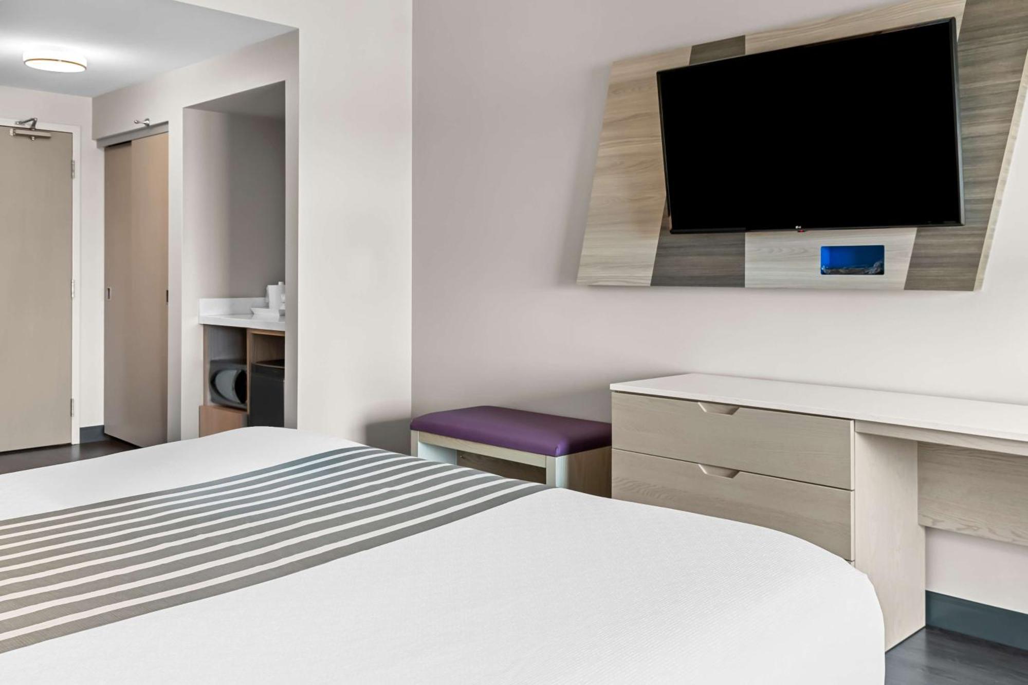 Hotel Western Premier East